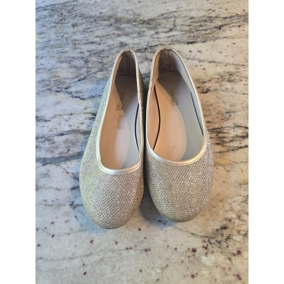 smartfit Other - Gold glittery flats girls 1.5‎ smartfit